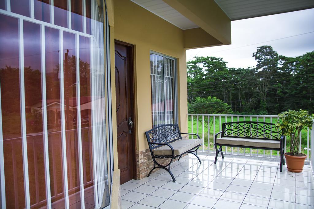 Apartamentos Valle Del Volcan La Fortuna Dış mekan fotoğraf