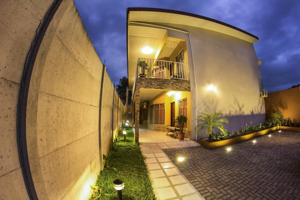 Apartamentos Valle Del Volcan La Fortuna Dış mekan fotoğraf